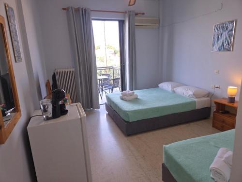 Elea Apartment | Oceanfront Elea Rooms 7: Guest Rated 9.7 with Ocean Views