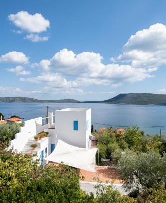 Steni Vala House | Idyllic Elea Villas in Steni Vala, Alonissos with Hot Tub