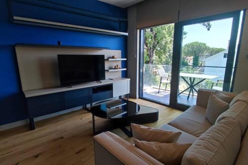 Donja Lastva Apartment | Discover Elefante 7: Family-Friendly Stay in Tivat
