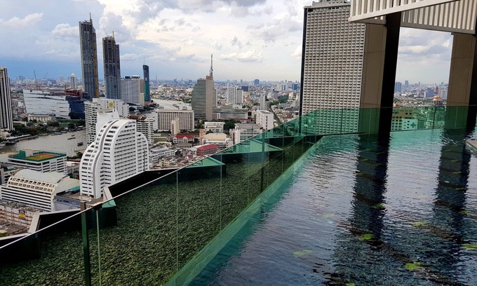 Yan Nawa Condo | Elegant Chamber Retreat by the River Pier with Pool Access