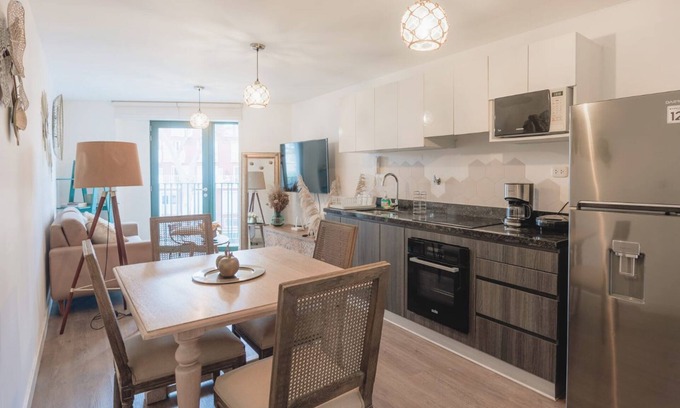 Barranco Apartment | Stylish Retreat in Barranco - Cozy 2BR with Spa Access