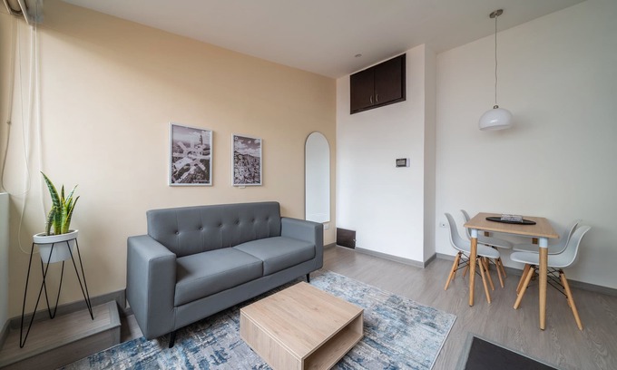 Financial District Apartment | Experience Elegance in Chapinero with Pet-Friendly Amenities