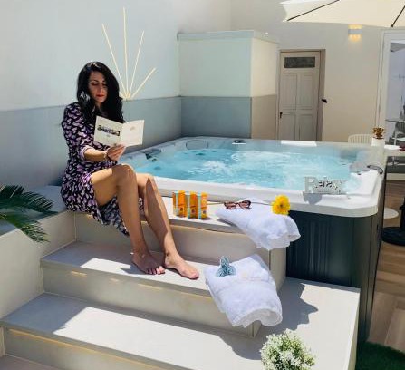 San Lucido Bed & Breakfast | Elegant Paema: Oceanfront Retreat with Top Guest Ratings