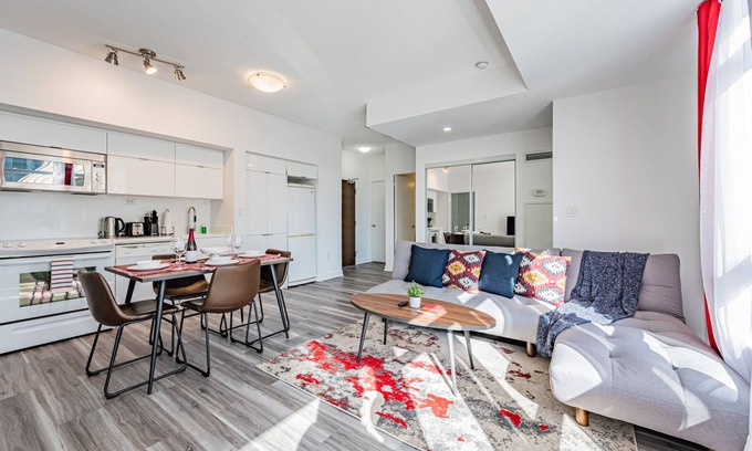 Bathurst Quay Condo | Stylish 2BR Condo with Lake View & Family-Friendly Perks