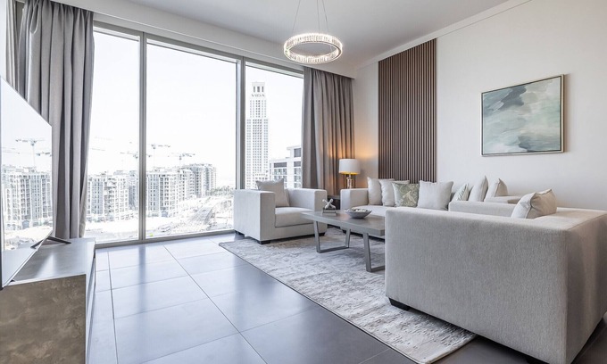 Dubai Apartment | Spacious 3BDR with Pool & City View at Creek Harbour