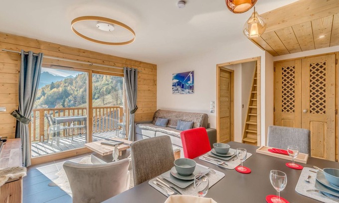 Champagny-en-Vanoise Apartment | Guest Rated 10/10: Comfortable Apartment in Champagny-en-Vanoise