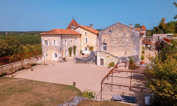Vieux-Mareuil Villa | Inviting 9BR Chateau with Spectacular Valley Views