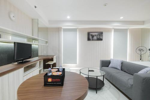 Cikarang Apartment | Cozy Studio Azalea Suites Apartment: Poolside Retreat in Cikarang