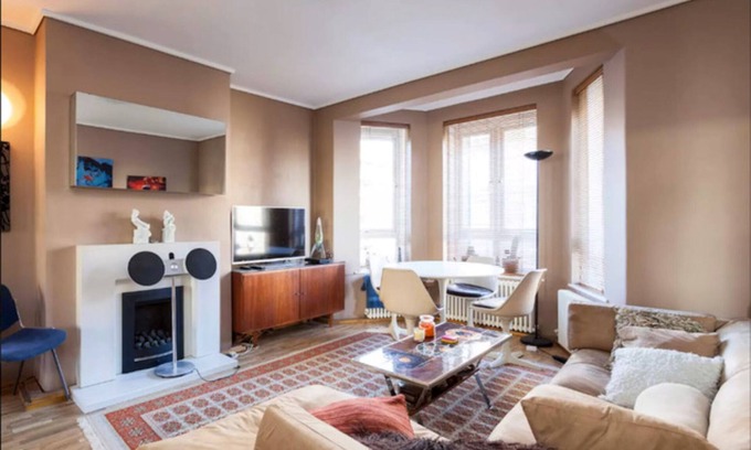 Vauxhall Apartment | Cozy 2-Bed Apartment in Vauxhall - Guest Rated 10/10