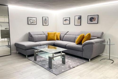 Porta Venezia Apartment | Elegant Loft in Central Milan - 4-Star, Child Friendly Stay