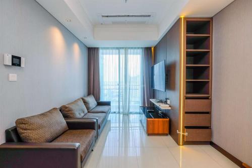 Jakarta Apartment | Elegant 3BR Apartment with Pool at Casa Grande Residence