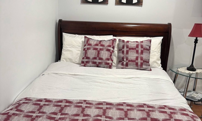 Bedford Villa | Elegant Bachelor in Bedford-Halifax