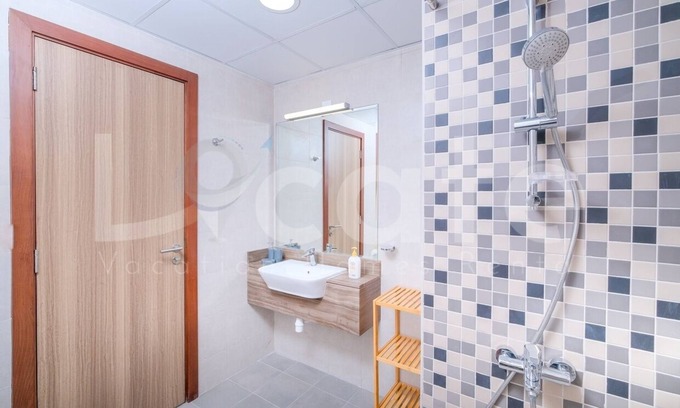 Dubai Apartment | Chic 1BR Apartment with Pool View, Pet & Child Friendly