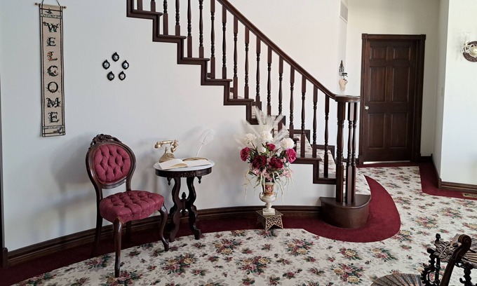 Martell House | Idyllic Country Retreat with Kitchen, Near Lincoln