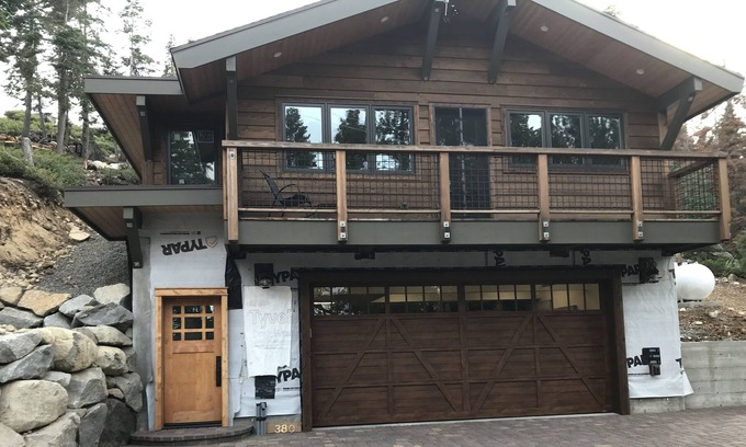 Meeks Bay House | Elegant Craftmanship and art elevate this space to a very special retreat.