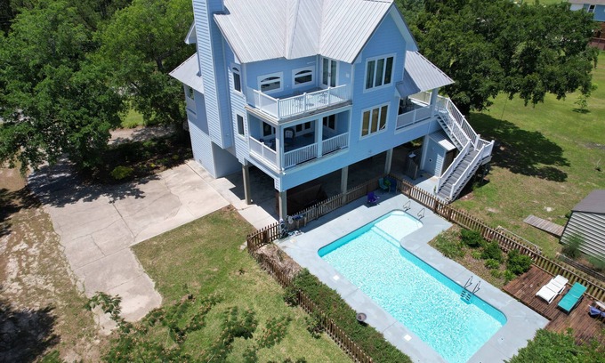 Long Beach House | Elegant Escape: Pool-Gourmet-Kitchen-Elevator