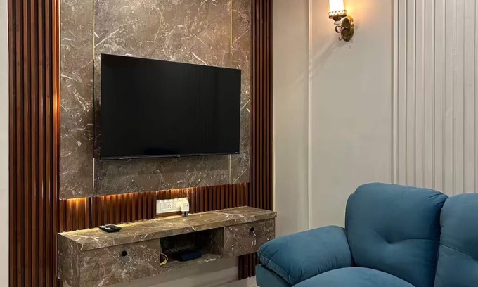 Vaishali Nagar Apartment | Elegant Hideaway: Your Cozy Stay in the Heart of Jaipur
