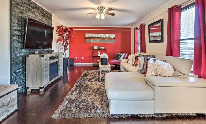 Summit Station House | Elegant Home w/ Themed Rooms & Gazebo!