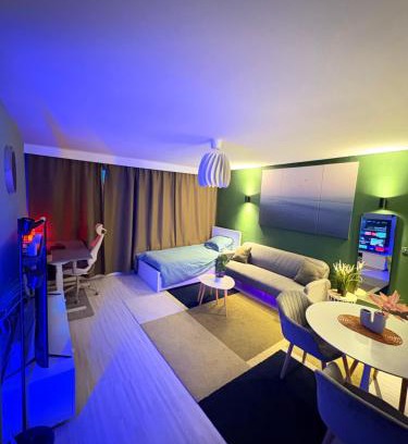 Sint-Stevens-Woluwe Apartment | Elegant house
