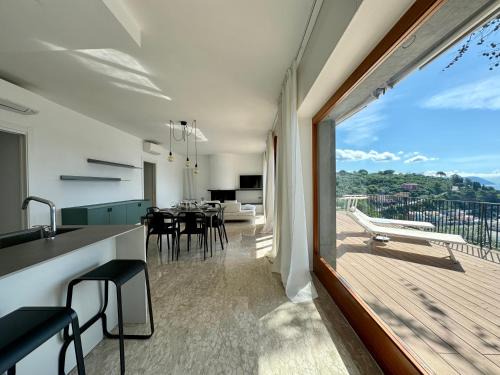 Portovenere Apartment | Modern Flat with Ocean View & Splendid Terrace Retreat