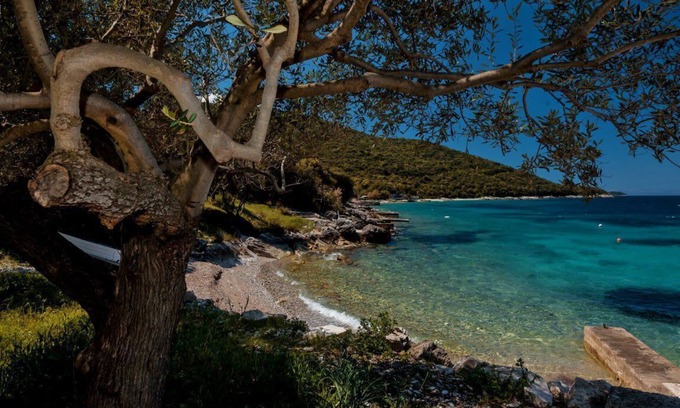 Cove Tri Zala (Zrnovo) Villa | Elegant Two Villa Retreat on Karcula Island with Ocean Views