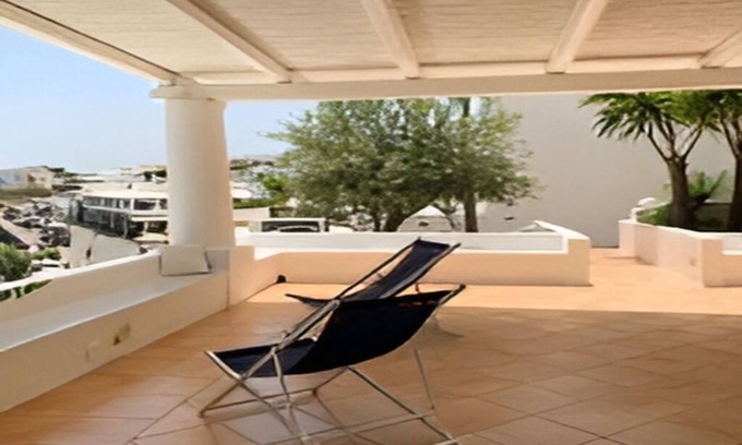Panarea House | Elegant property, a minute's walk from the center of the elegant island of Panarea