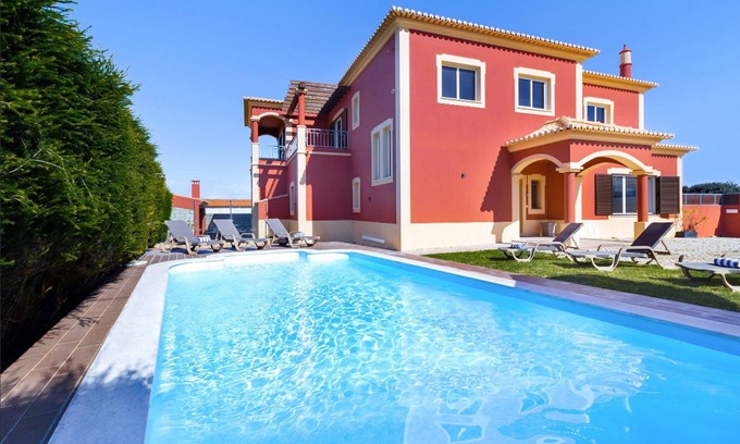Sagres Villa | Elegant Sagres Villa | 5 Bedrooms | Villa Farol | Close to Beach | Perfect for.