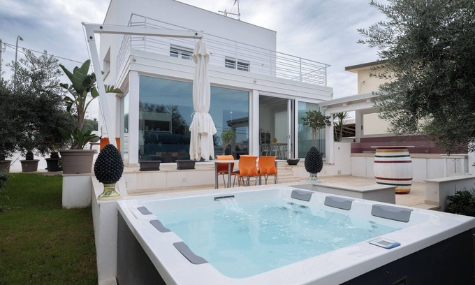 Alcamo Villa | Inviting Villa with Hot Tub and Pet-Friendly Amenities