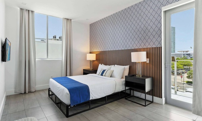 Flamingo/Lummus Apartment | Stylish 2-Bed Retreat Steps from South Beach Attractions