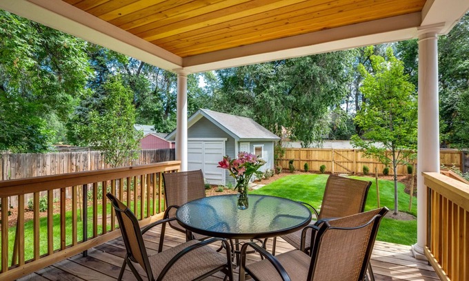 University North House | Historic Home in Old Town: Ideal for Weddings & Gatherings