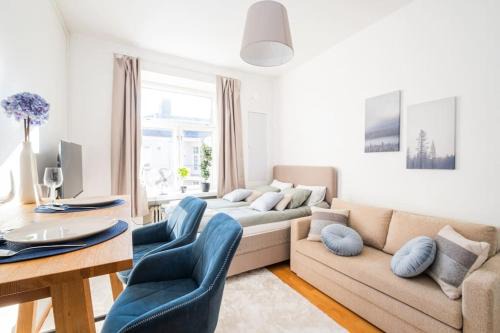 Kamppi Apartment | Modern Downtown Studio with Free Wi-Fi and Family-Friendly Amenities