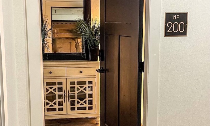 Denison Apartment | Discover a Beautiful Two-Bedroom Loft in Katy Depot