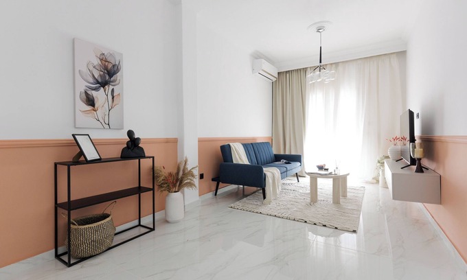 Thessaloniki Apartment | Elegant Urban Home nn2-bedroom apartment with WiFi, AC in wonderful Thessaloniki