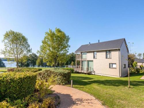 Froidchapelle Villa | Elegant Villa for 8 Guests