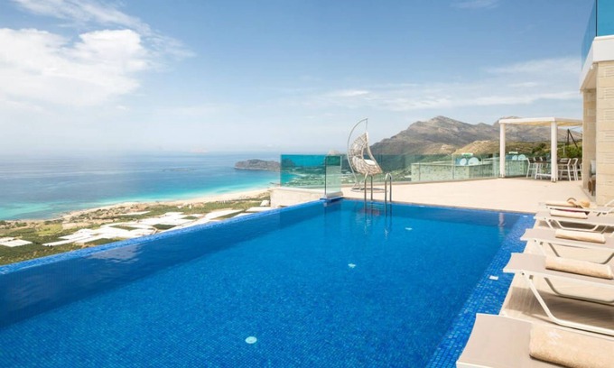 Zerviana Villa | Enchanting Villa for 7 with Pool Near Phalasarna Beach