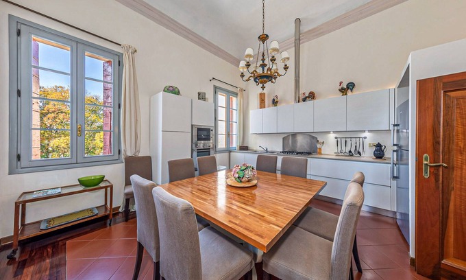 Levada Villa | Elegant Villa with Private Pool Near Venice and Verona