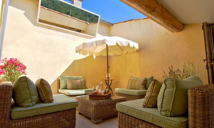 Rustrel House | Top-Rated Village House with Roof Terrace & Scenic Views