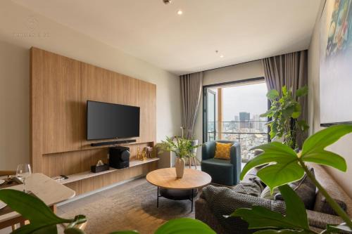 District 1 Apartment | Elegant Zenity and D1Mension condos in District 1 - Host by Thomas