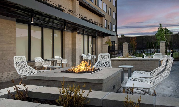 Southcenter Hotel | Discover Element Seattle Sea-Tac with Pool and Spa Access