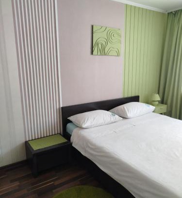 Rivne Apartment | Kid-Friendly Elena Hotel: Guest Rated 9.8/10 for Comfort
