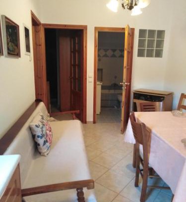 Koronos House | Family-Friendly Retreat at Eleni's House II - Rated 8/10