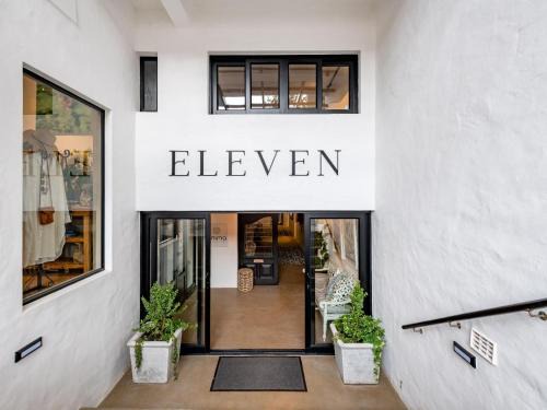 Plettenberg Bay Hotel | Elevate Your Stay at Eleven: Family-Friendly with Breakfast