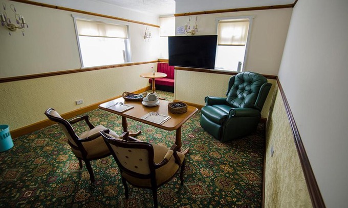 Elgin House | Elgin City Centre Torr House hotel