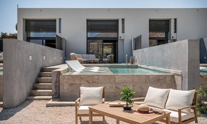 Patsianos House | Elia Luxury Suite with Private Pool
