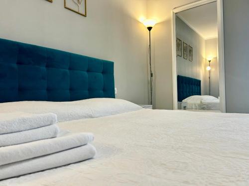 Drobeta-Turnu Severin Apartment | Discover Elina Studio: Child-Friendly and Guest Rated 9.8