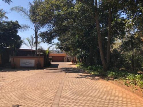 Randfontein House | Top-Rated Eliora: Family-Friendly with Kitchen Amenities