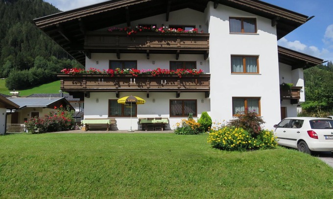 Aschau Im Zillertal Apartment | Elisabeth by Interhome