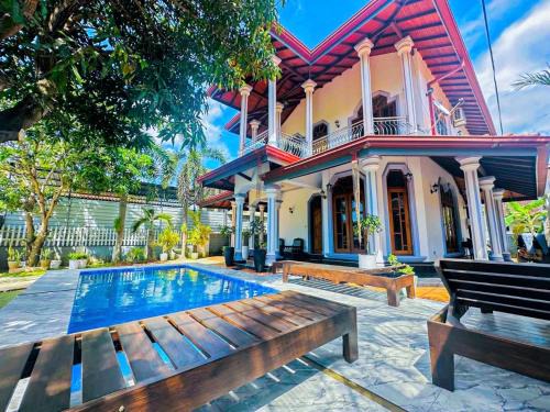 Dalupotha Villa | Elisach Serenity House: Family-Friendly Villa Near Airport