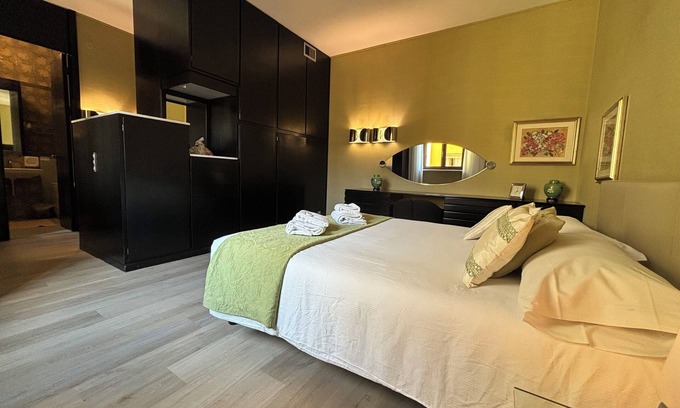 Verona City Centre Apartment | Discover Elite Arena: Family-Friendly with Breakfast & Kitchen