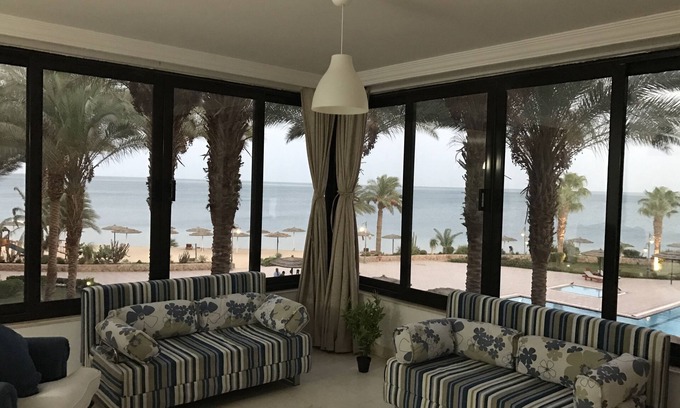 Hurghada Apartment | Beach Front Apartment with Pool and Spa - Rated 10/10